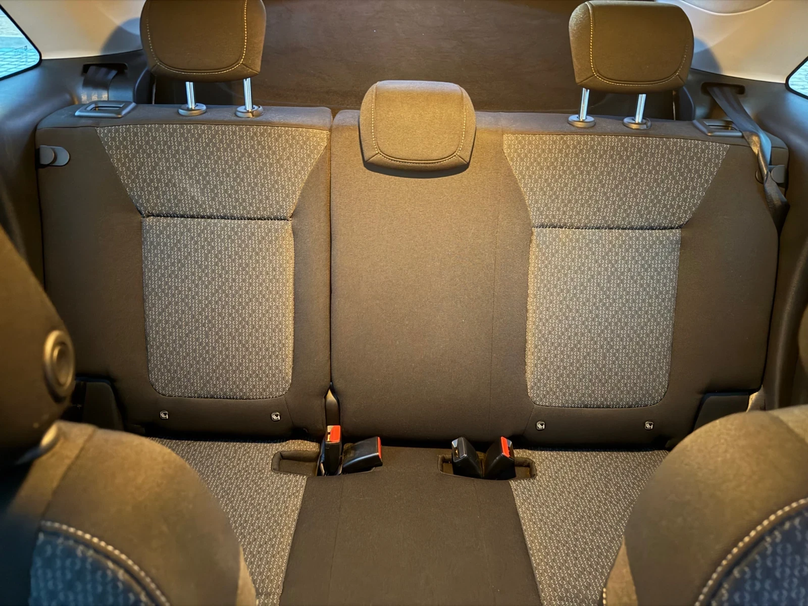 Opel Crossland X, снимка 6 - Автомобили и джипове - 55588137