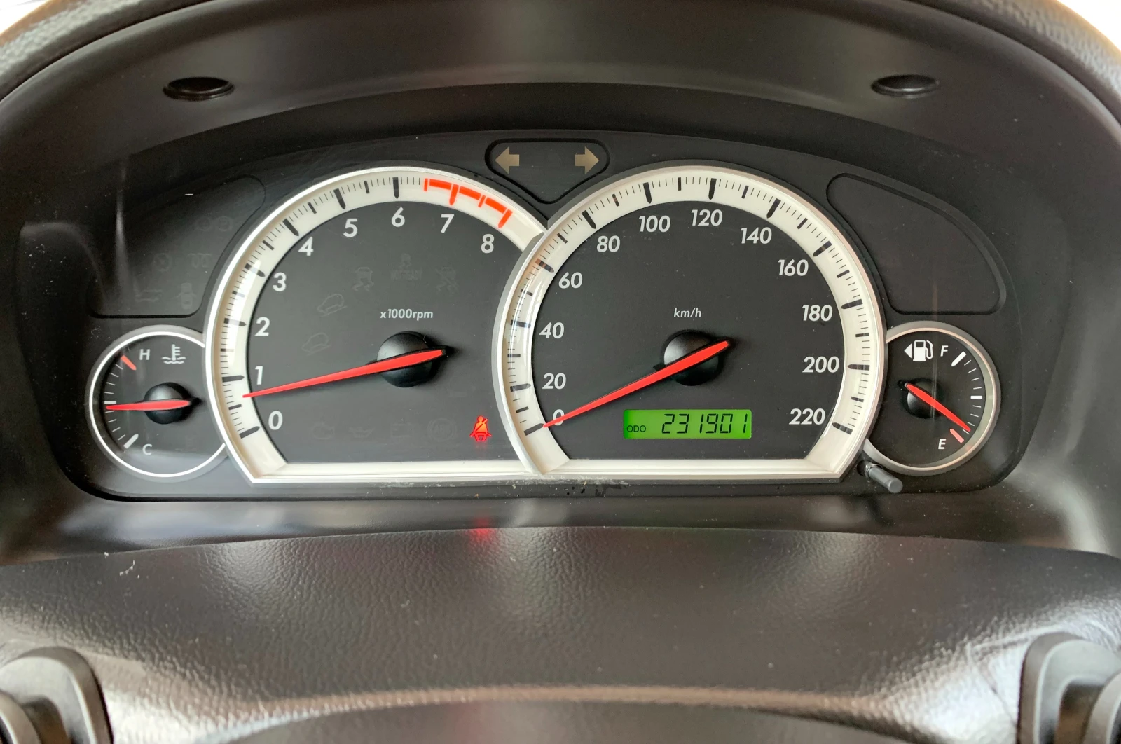 Chevrolet Captiva 2.4i ГАЗОВ ИНЖЕКЦИОН 6+ 1М, снимка 11 - Автомобили и джипове - 55694756