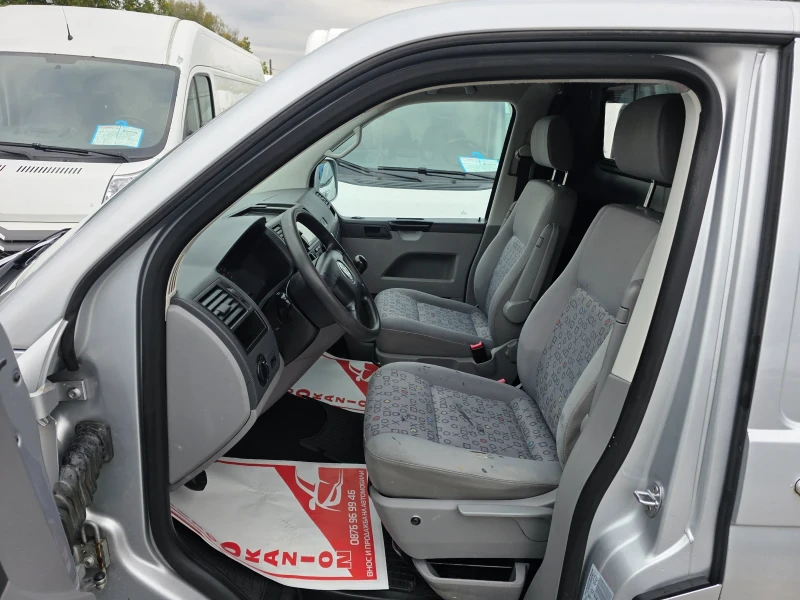 VW Transporter 2.5TDI , снимка 11 - Бусове и автобуси - 52054569