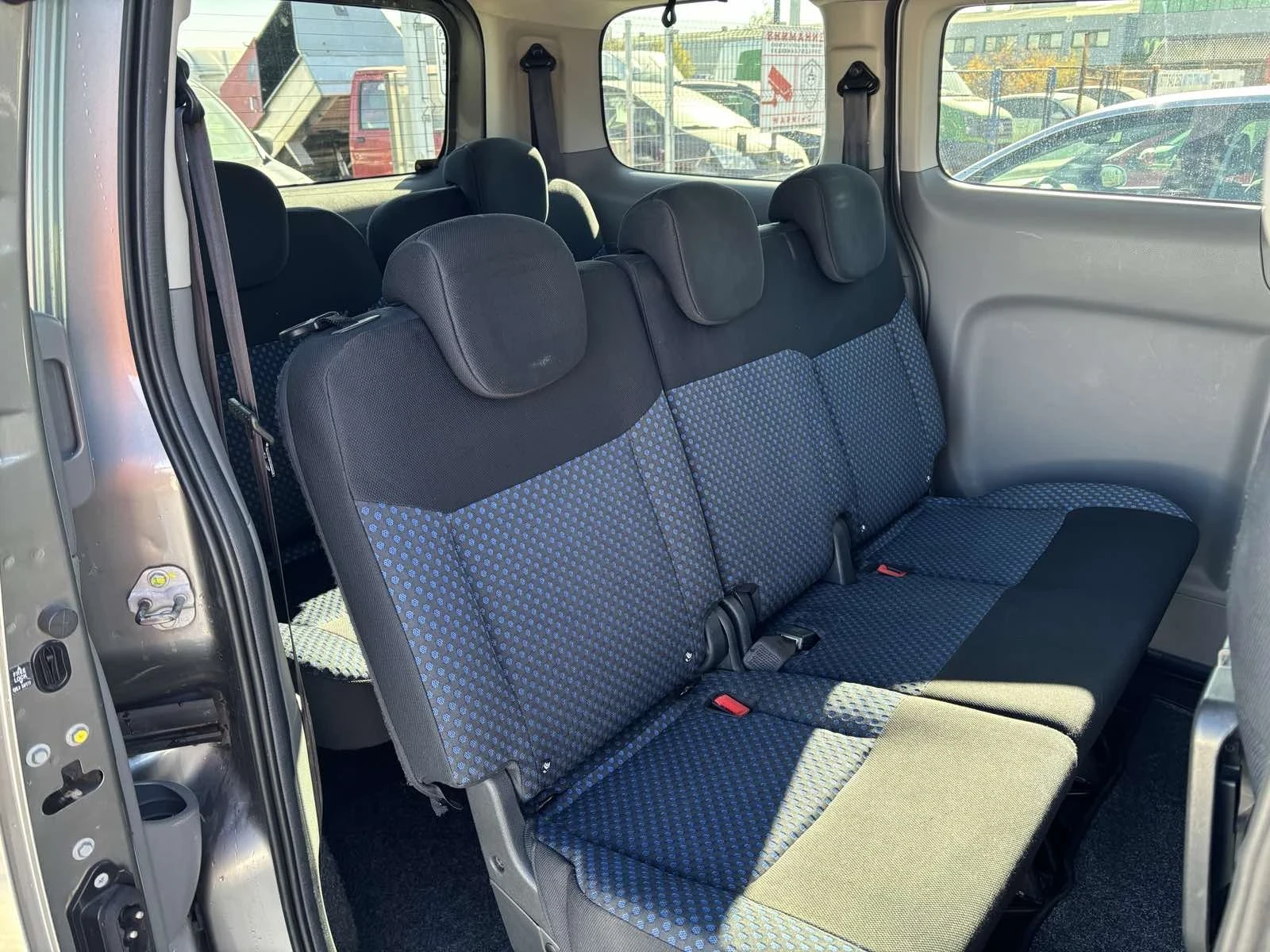 Nissan NV200 1.5dci-Навигация-7места-Камера - изображение 8