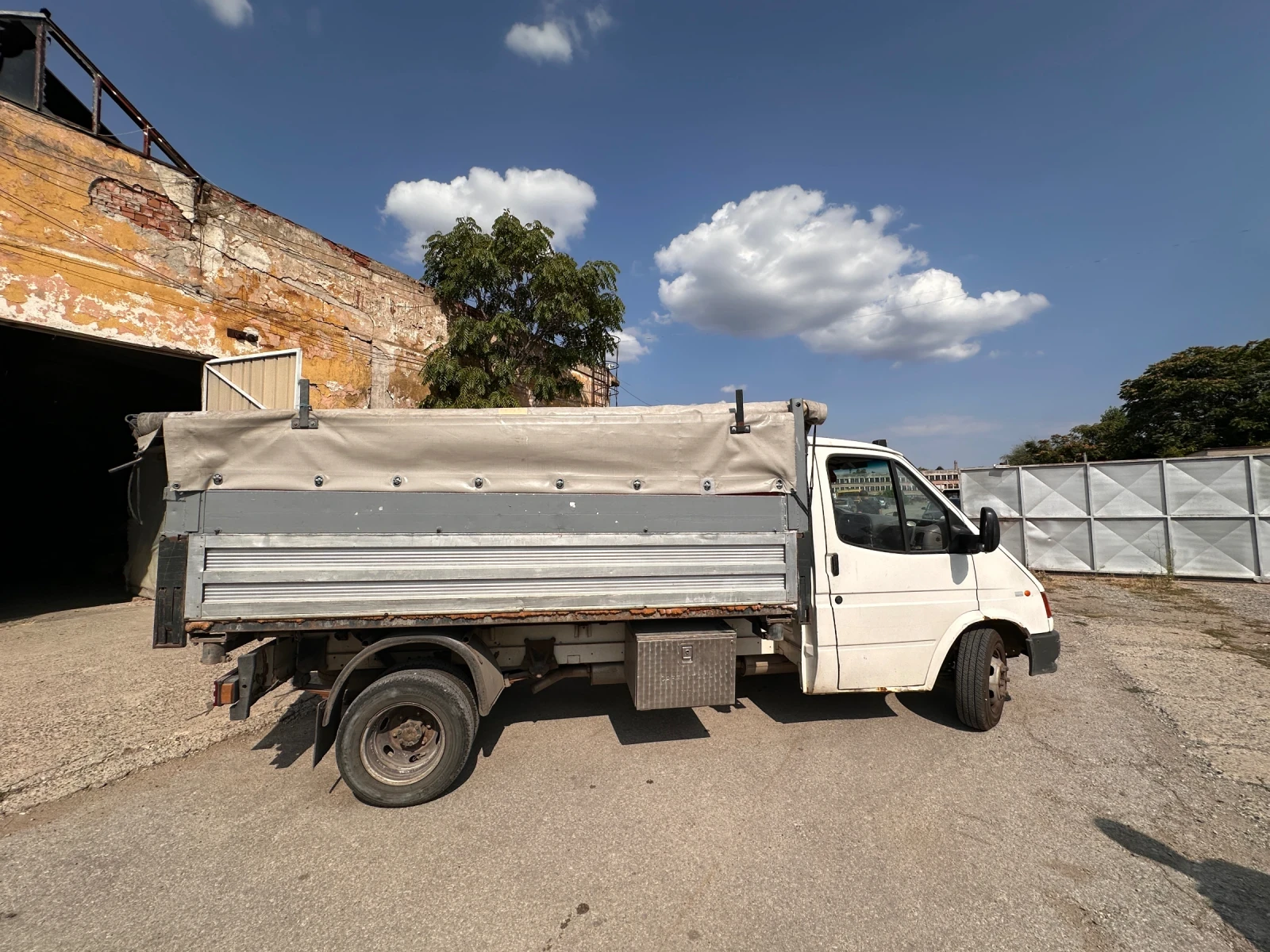 Ford Transit 2.5 TD - изображение 3