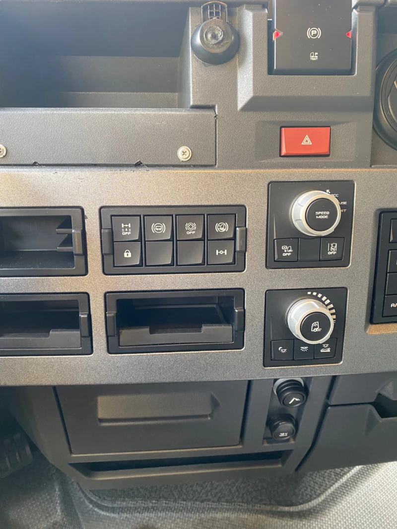 Renault T, снимка 8 - Камиони - 52073286