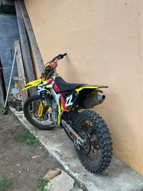 ����� �� �������� �� Suzuki Rmz