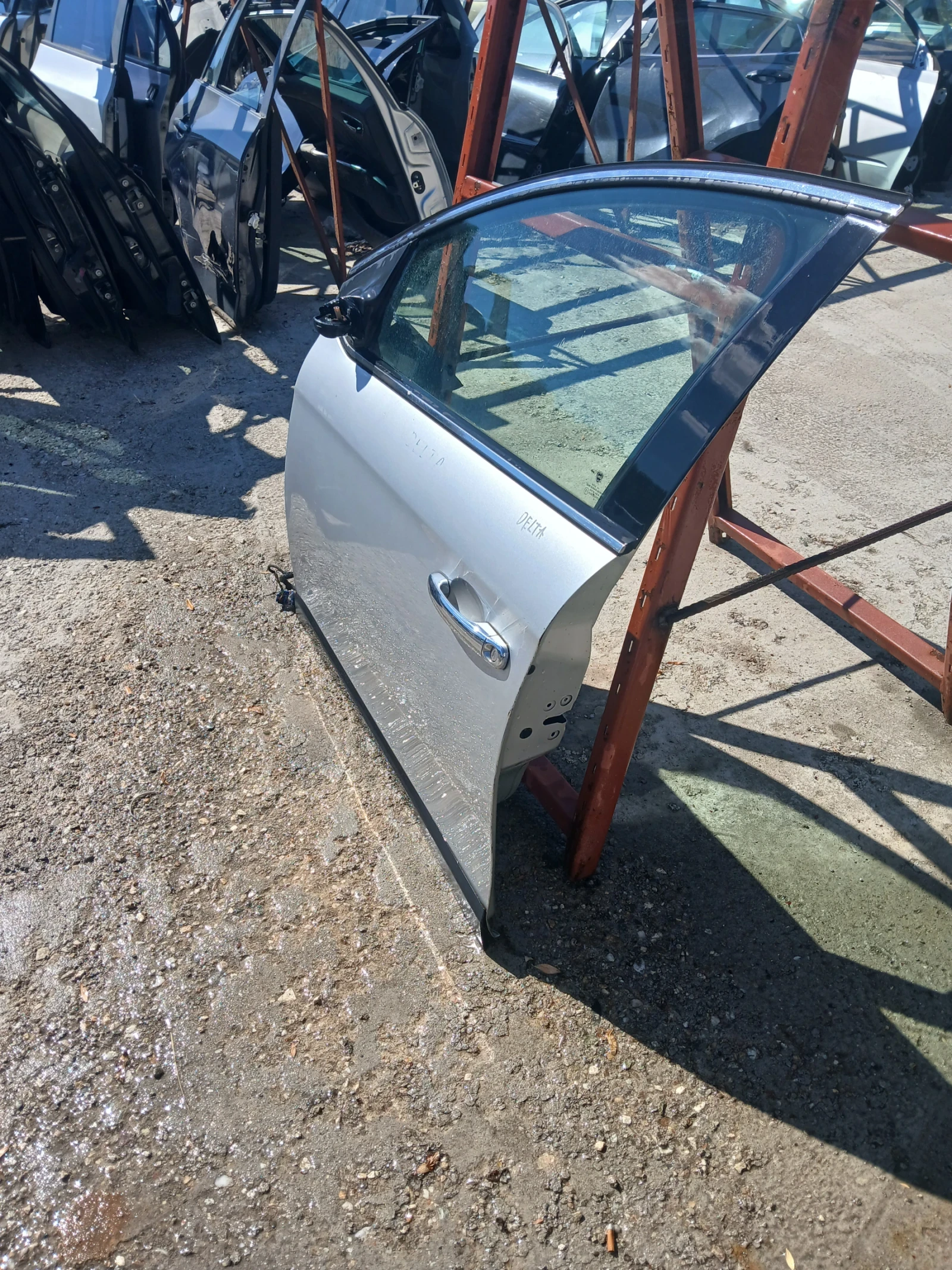 Врата предна лява Lancia Delta 2010г , снимка 3 - Части - 56115564