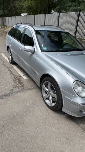 Mercedes-Benz C 320, снимка 2