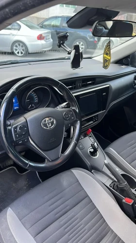 Обява за продажба на Toyota Auris 1.8 бензин 2018г. 96 хил. км.  ~25 500 лв. - изображение 2