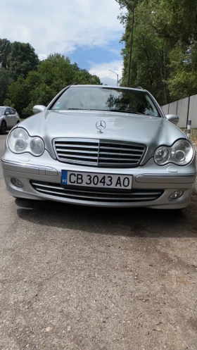 ������ Mercedes-Benz C 320