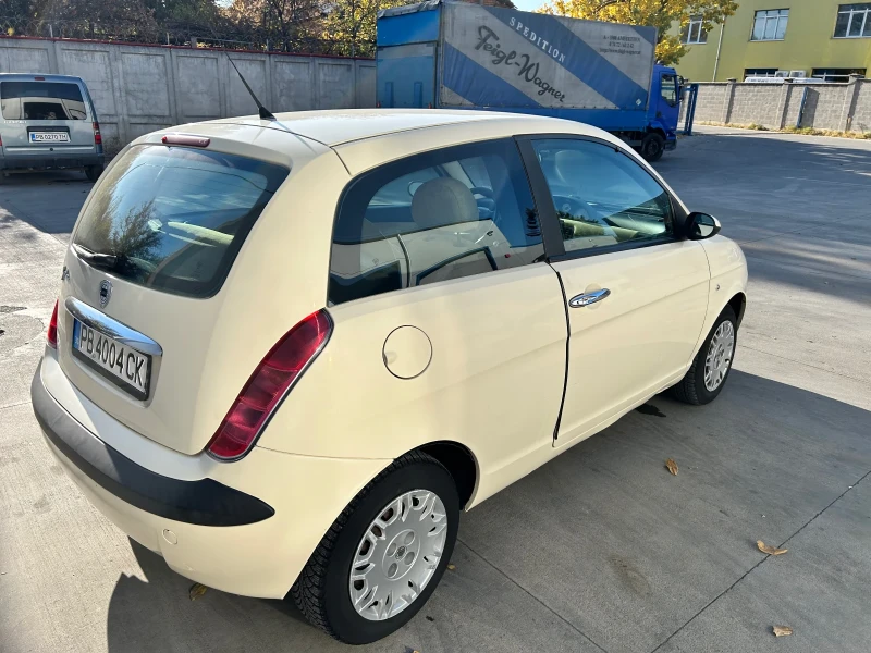 Lancia Ypsilon, снимка 17 - Автомобили и джипове - 47856501