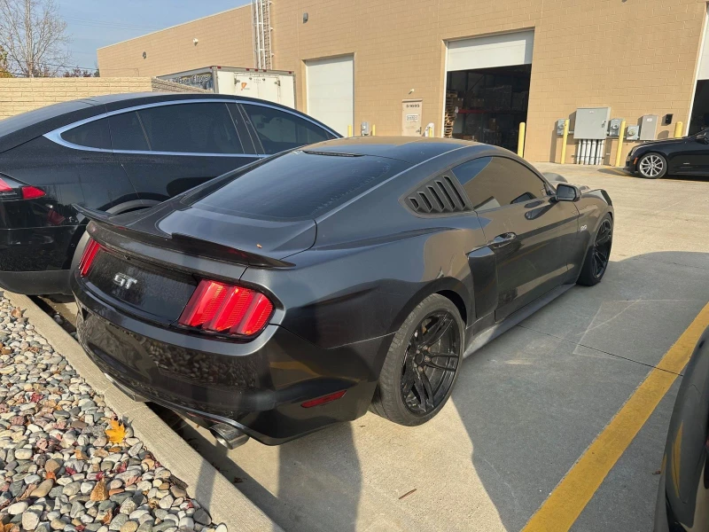 Ford Mustang GT* PERFORMANCE* PACK* RECARO* ПОДГРЕВ* КЕЙЛЕС* , снимка 2 - Автомобили и джипове - 48445735