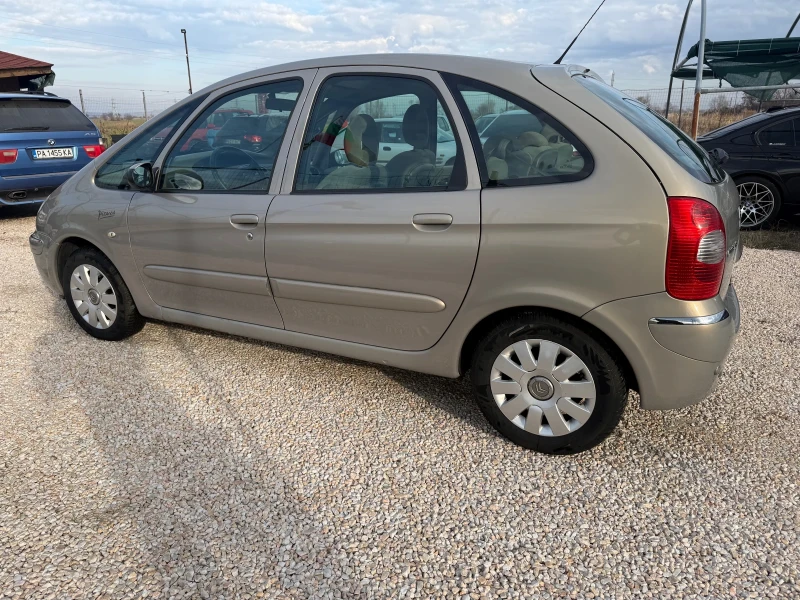 Citroen Xsara picasso 1.6i. 110к.с Автопилот! Парктроник!, снимка 5 - Автомобили и джипове - 48883057