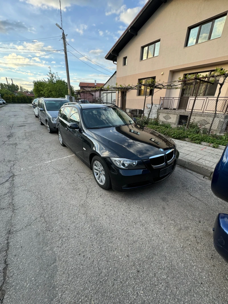 BMW 320, снимка 2 - Автомобили и джипове - 52512780