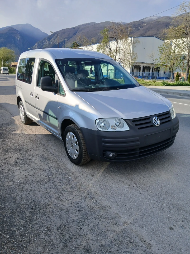 VW Caddy 1.6 102к.с 7местен , снимка 2 - Автомобили и джипове - 52450058