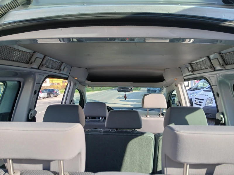 VW Caddy 1.6 102к.с 7местен , снимка 14 - Автомобили и джипове - 52450058