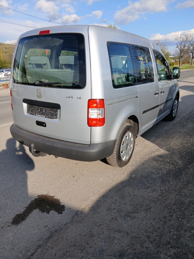 VW Caddy 1.6 102к.с 7местен , снимка 3 - Автомобили и джипове - 52450058