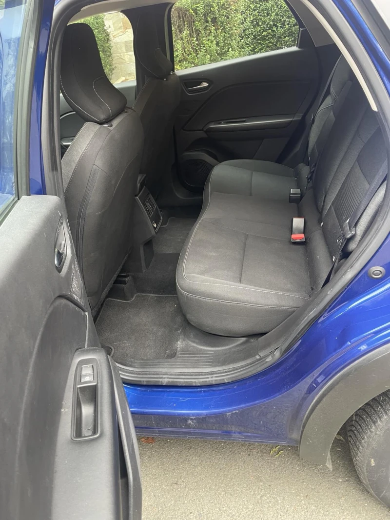 Renault Captur от РЕНО България, 1.3 TCE 140 MILDE HYBRID EDC, снимка 15 - Автомобили и джипове - 52031640