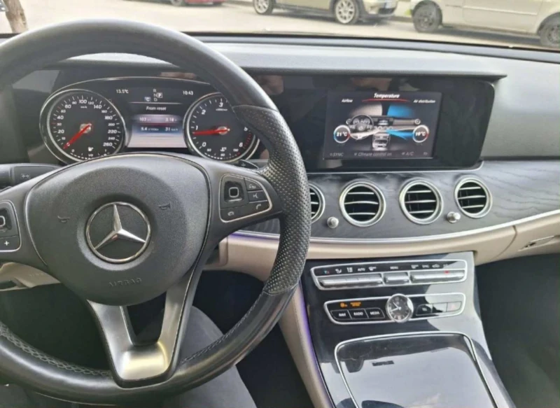 Mercedes-Benz E 220 CDI / AVANTGARDE, снимка 14 - Автомобили и джипове - 52348270