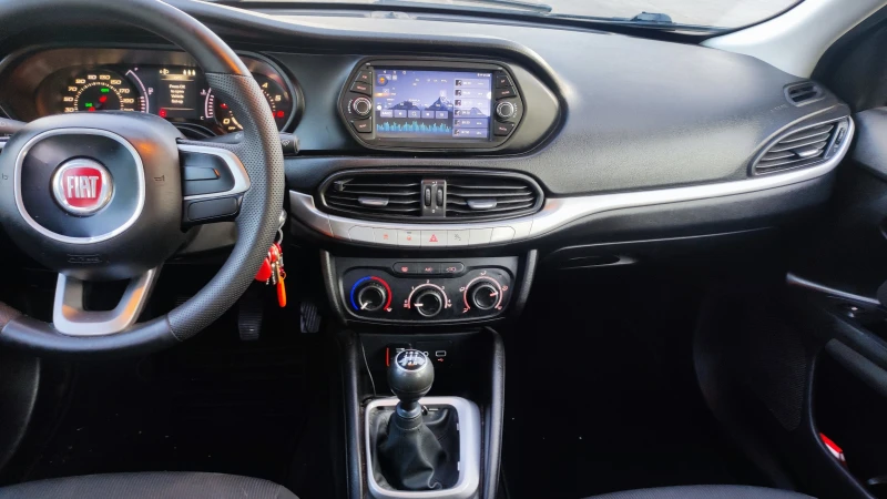 Fiat Tipo, снимка 8 - Автомобили и джипове - 52593397