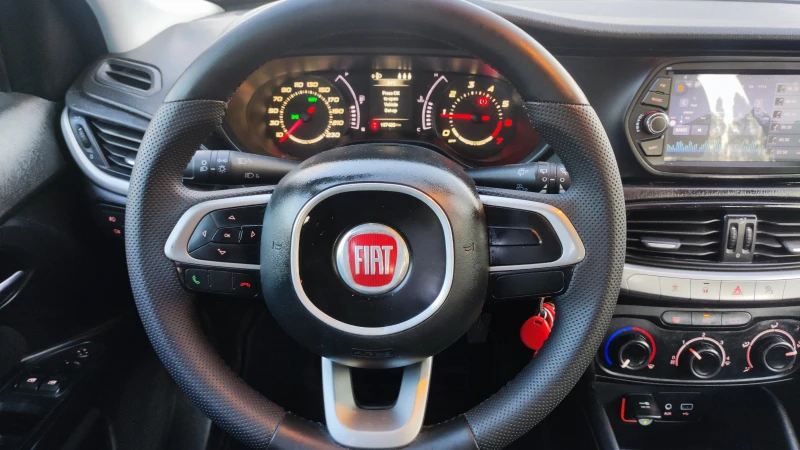 Fiat Tipo, снимка 9 - Автомобили и джипове - 52593397