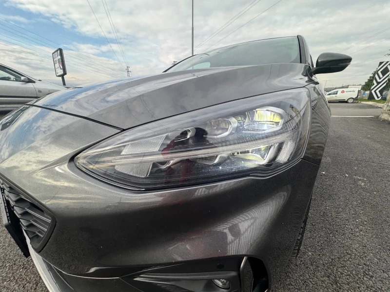 Ford Focus 1.5TDCI ST-LINE Автоматик Full, снимка 10 - Автомобили и джипове - 52651481