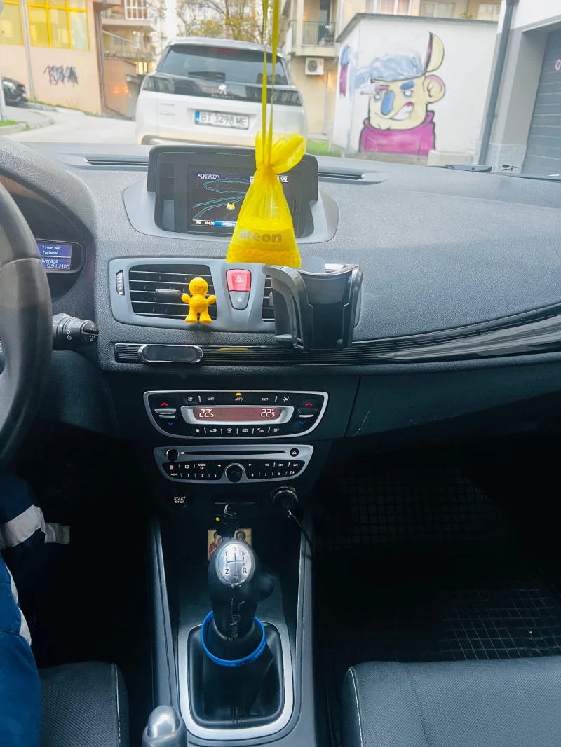 Renault Megane, снимка 9 - Автомобили и джипове - 52692268