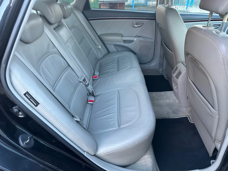 Hyundai Grandeur 3.3 V6, снимка 13 - Автомобили и джипове - 52891413