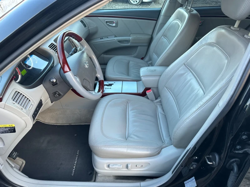 Hyundai Grandeur 3.3 V6, снимка 10 - Автомобили и джипове - 52891413