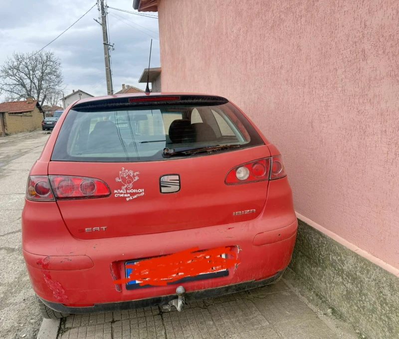 Seat Ibiza 1.4i, снимка 2 - Автомобили и джипове - 53067918