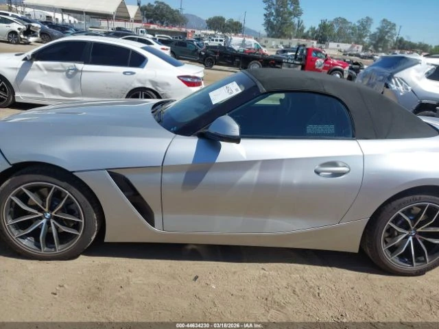 BMW Z4 SDRIVE30I* ДИГИТАЛНО ТАБЛО, снимка 14 - Автомобили и джипове - 54999257