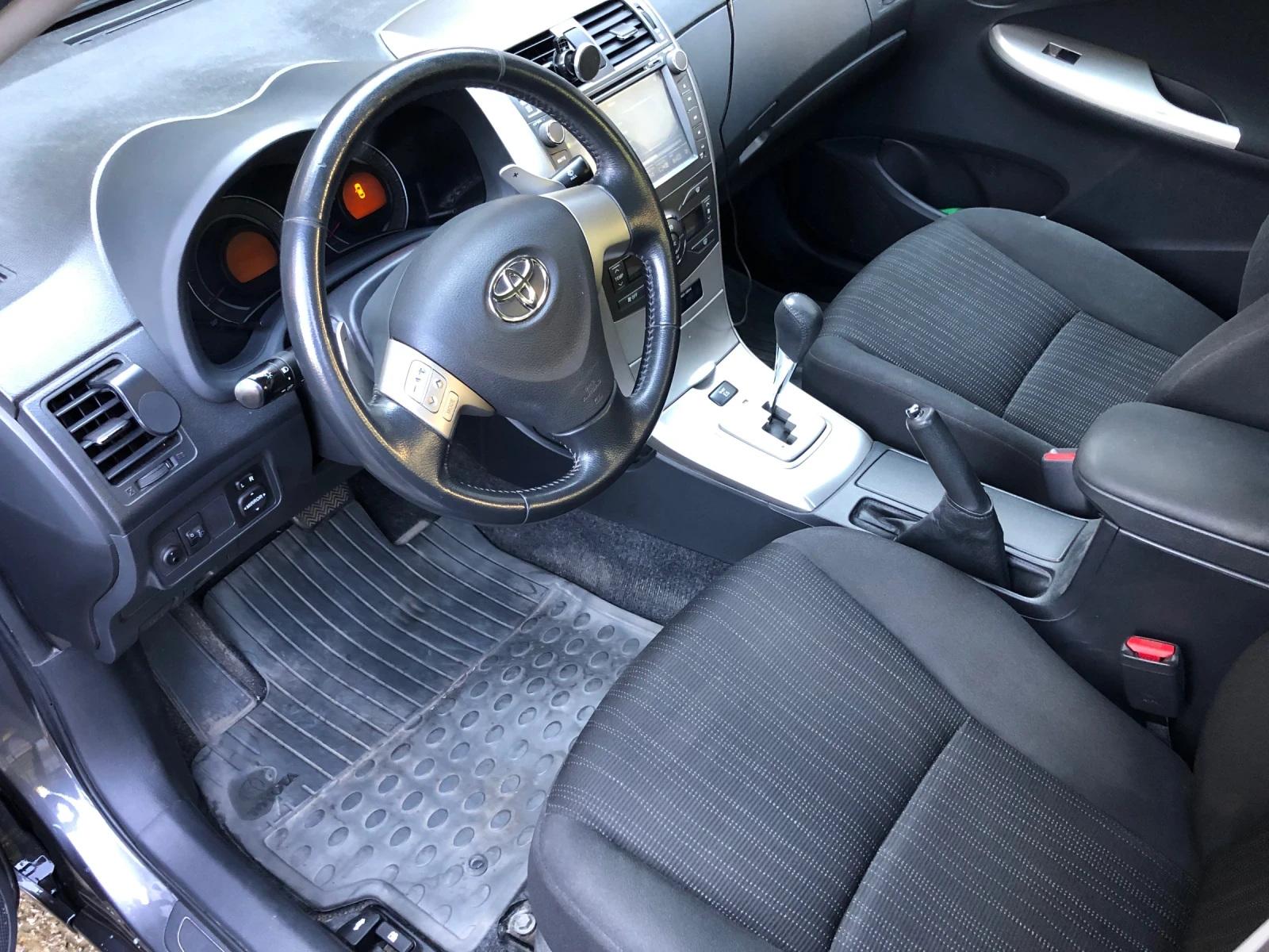 Toyota Corolla  - изображение 6