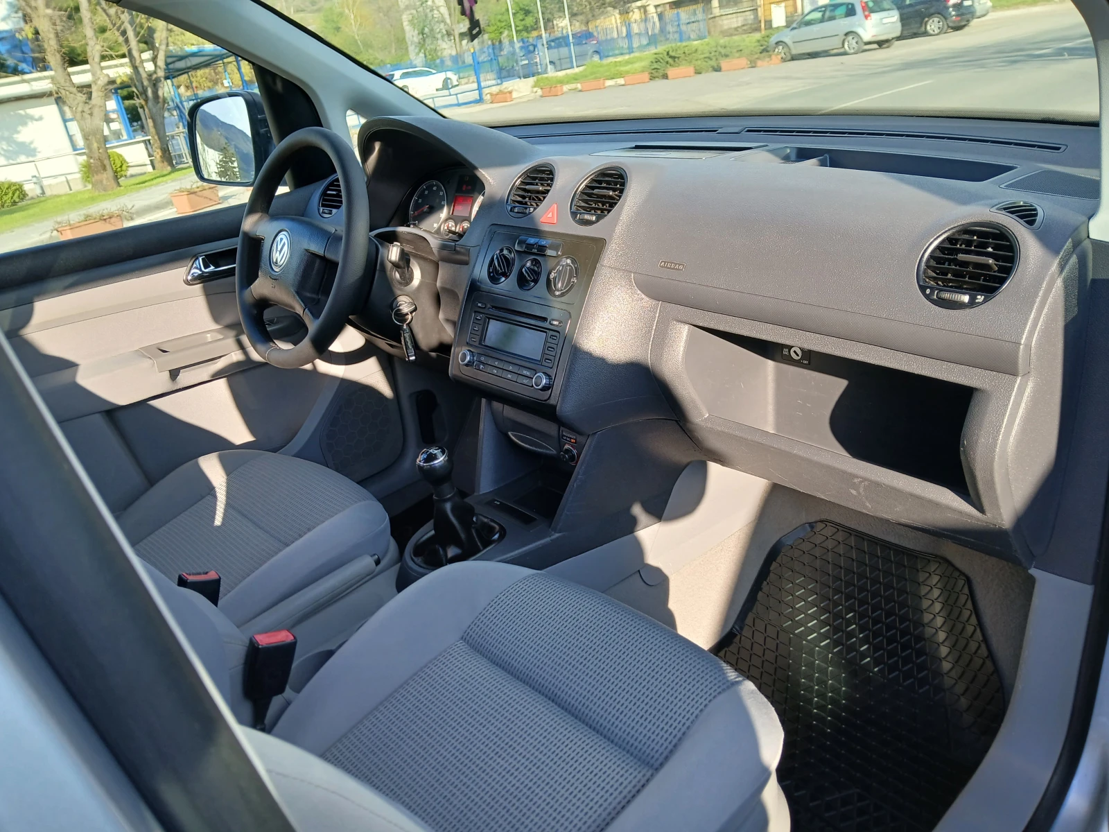 VW Caddy 1.6 102. 7  | Mobile.bg   15