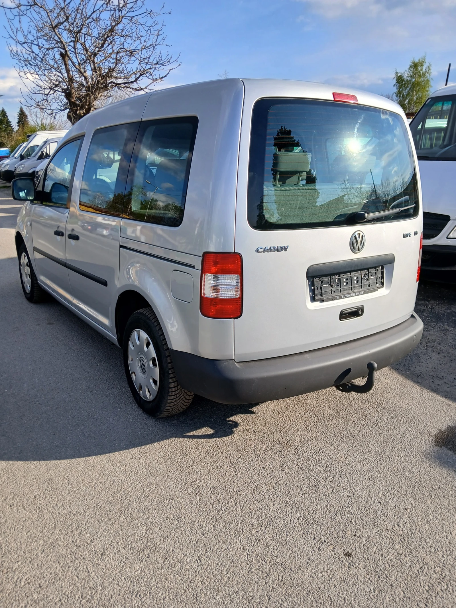 VW Caddy 1.6 102к.с 7местен  - изображение 5