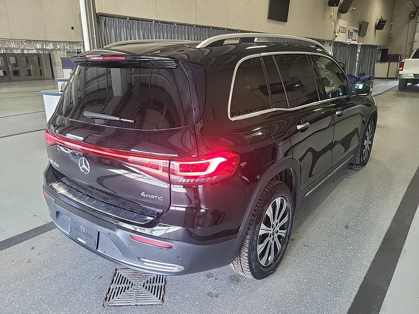 Mercedes-Benz EQB * EQB 350* * АвтоКредит*  - изображение 3