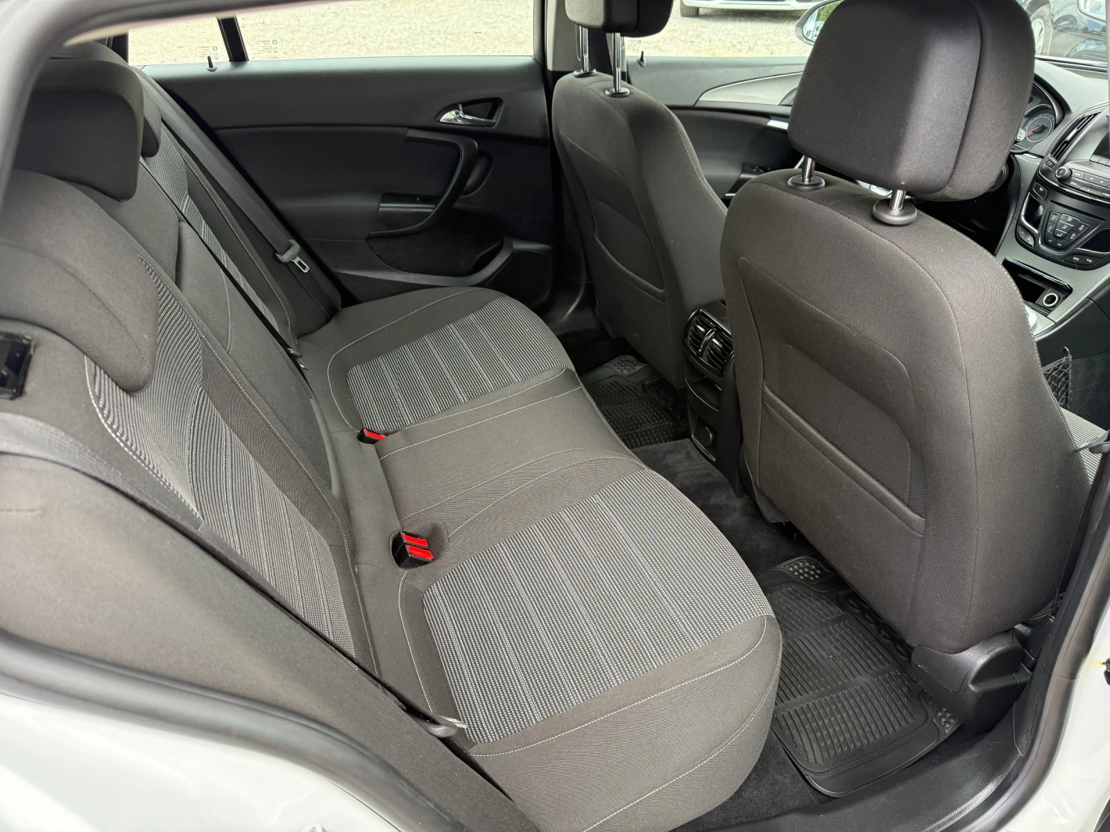 Opel Insignia 2.0 CDTi | Mobile.bg — изображение 12