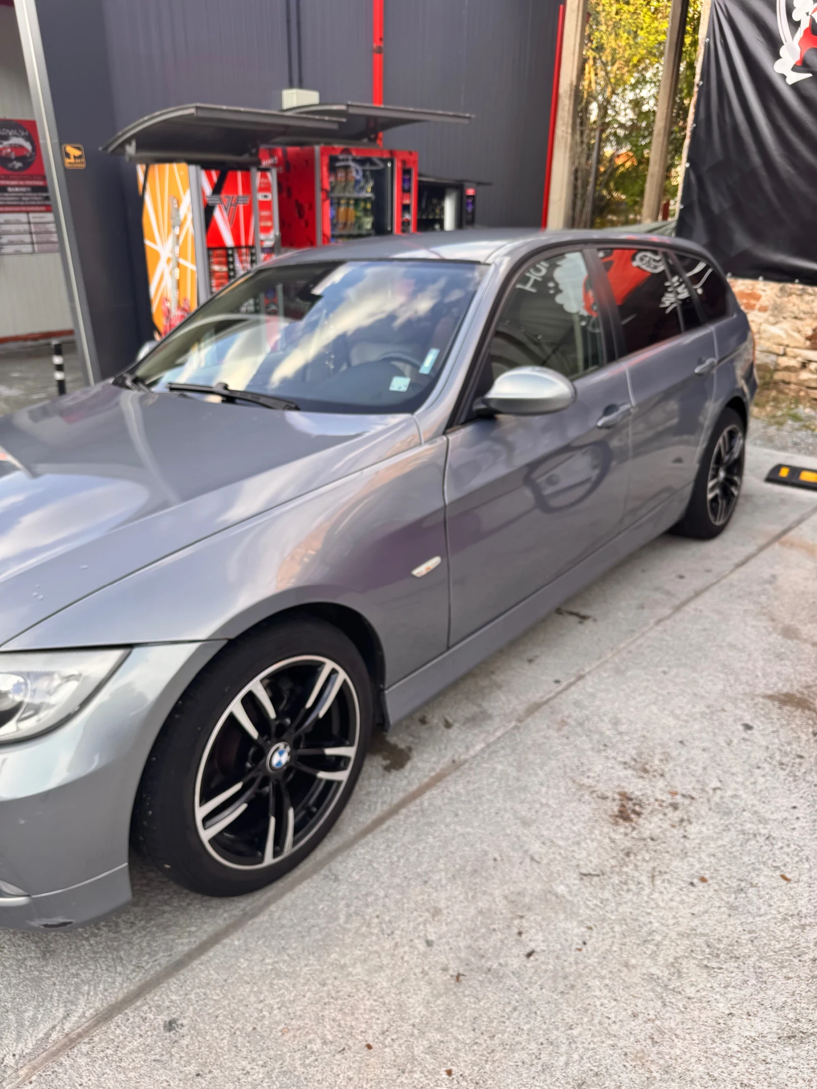 BMW 320  - изображение 8
