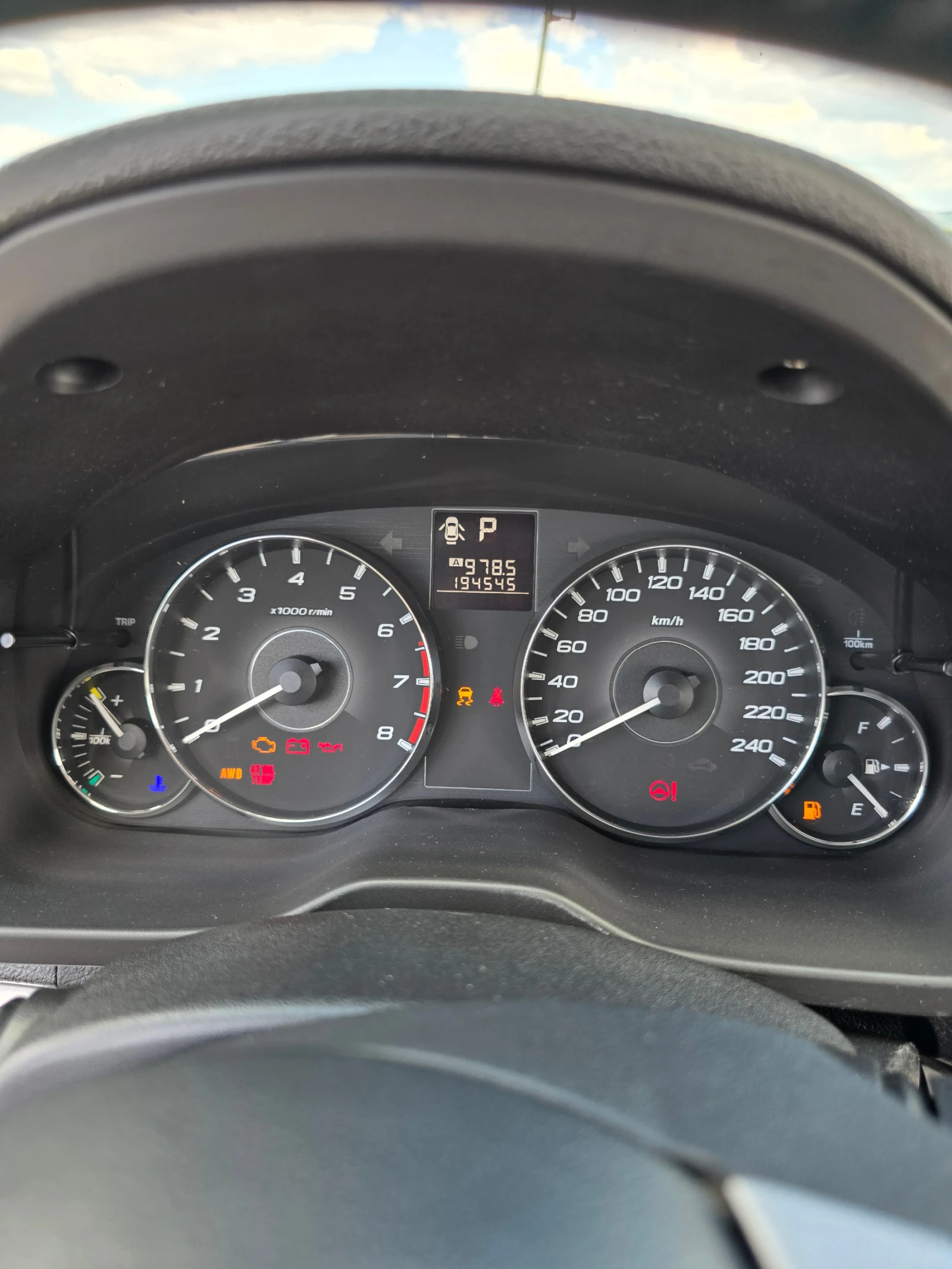 Subaru Outback 2.5 бензин 4х4 перфектна технически и визулно - изображение 10