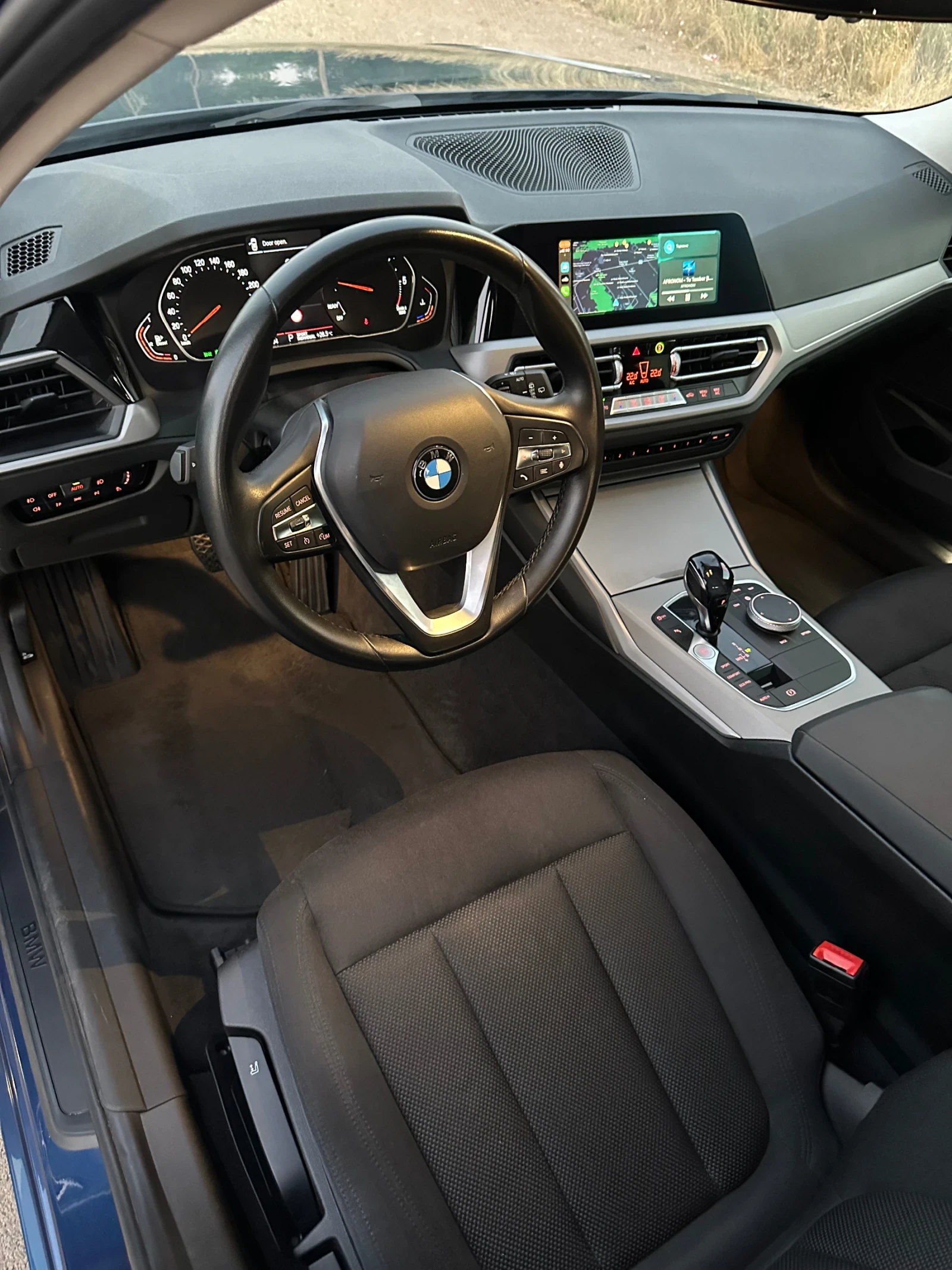 BMW 320 X-DRIVE/CARPLAY/LANE ASSIST - изображение 7