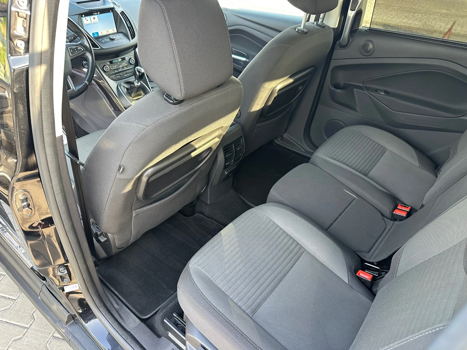 Ford C-max 1.6HDI 6 скорости Нави Лед Евро 6  - изображение 10