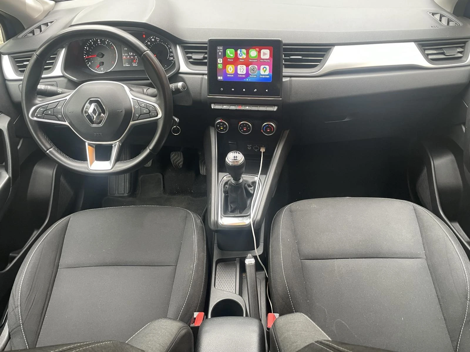 Renault Captur от РЕНО България, 1.3 TCE 140 HYBRID EDC - изображение 10