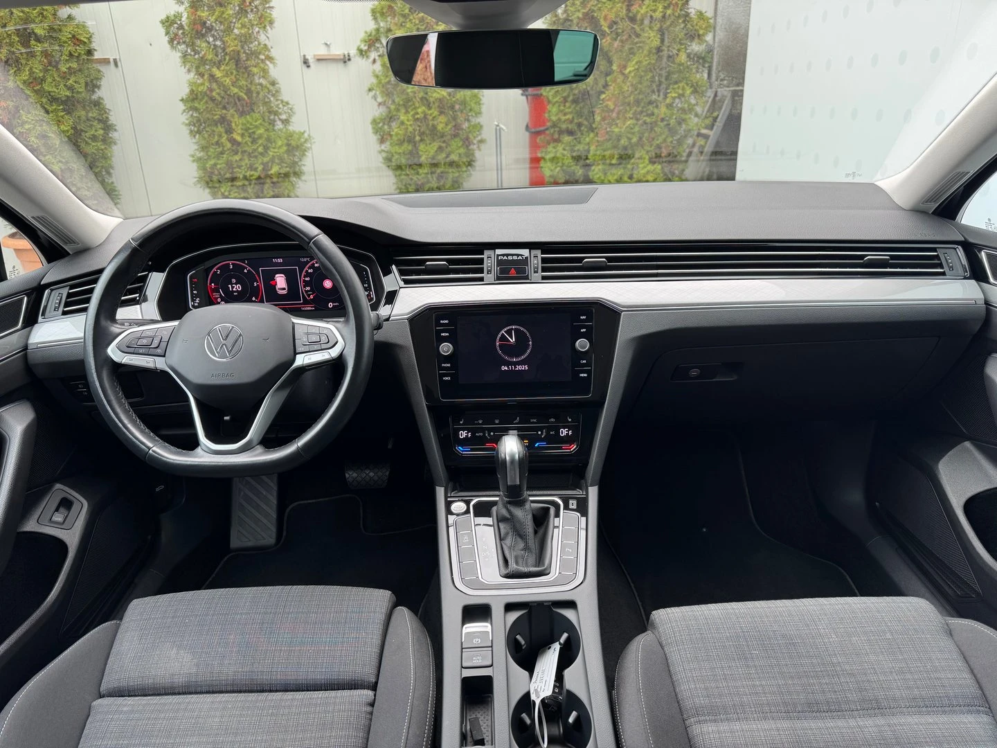 VW Passat Business 2.0 TDI SCR DSG - изображение 6