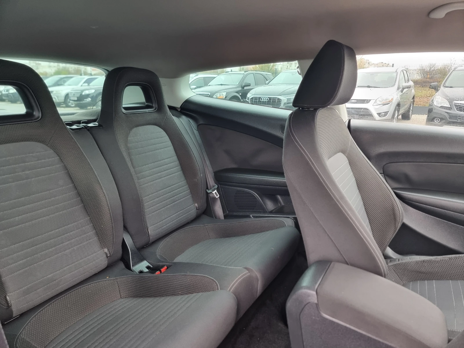 VW Scirocco 2.0TDI | Mobile.bg   13