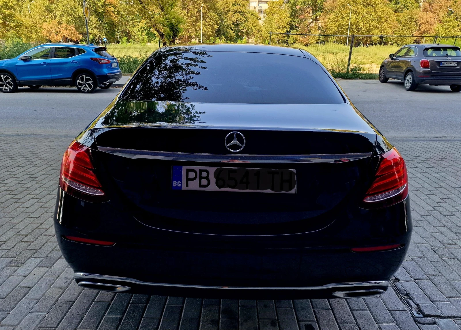 Mercedes-Benz E 220 CDI / AVANTGARDE - изображение 4