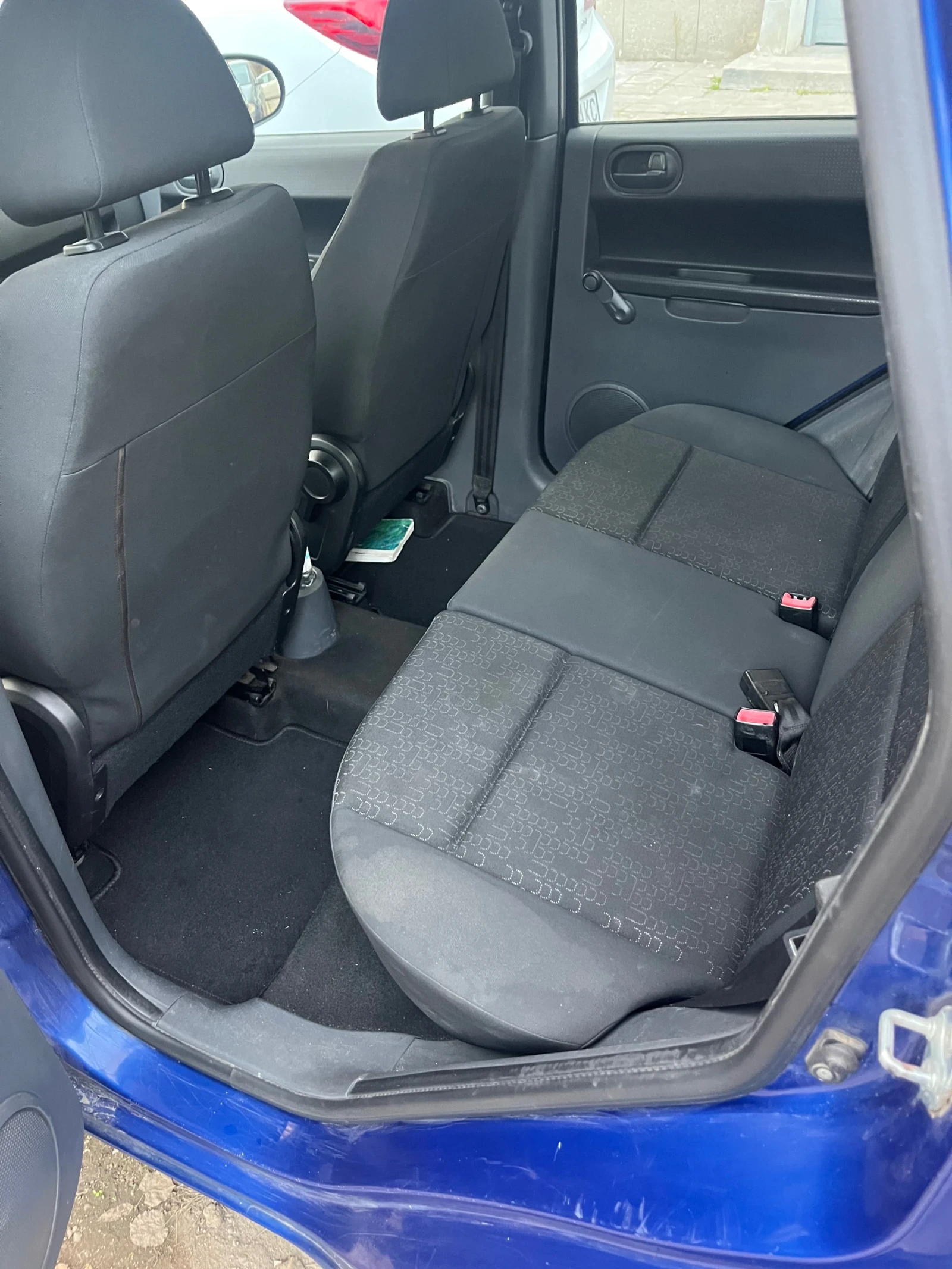 Mitsubishi Colt  - изображение 8