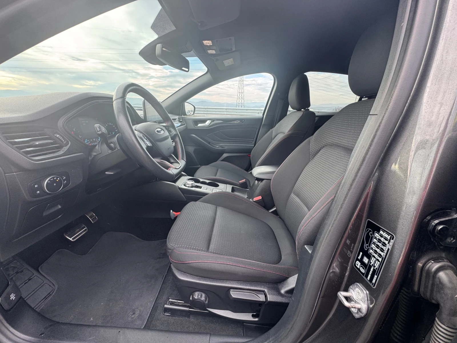 Ford Focus 1.5TDCI ST-LINE  Full | Mobile.bg   9