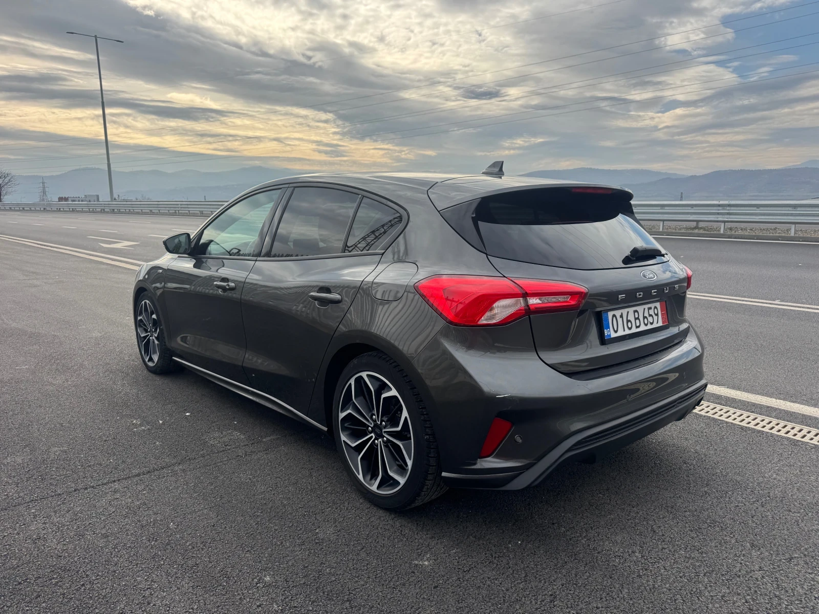 Ford Focus 1.5TDCI ST-LINE  Full | Mobile.bg   6