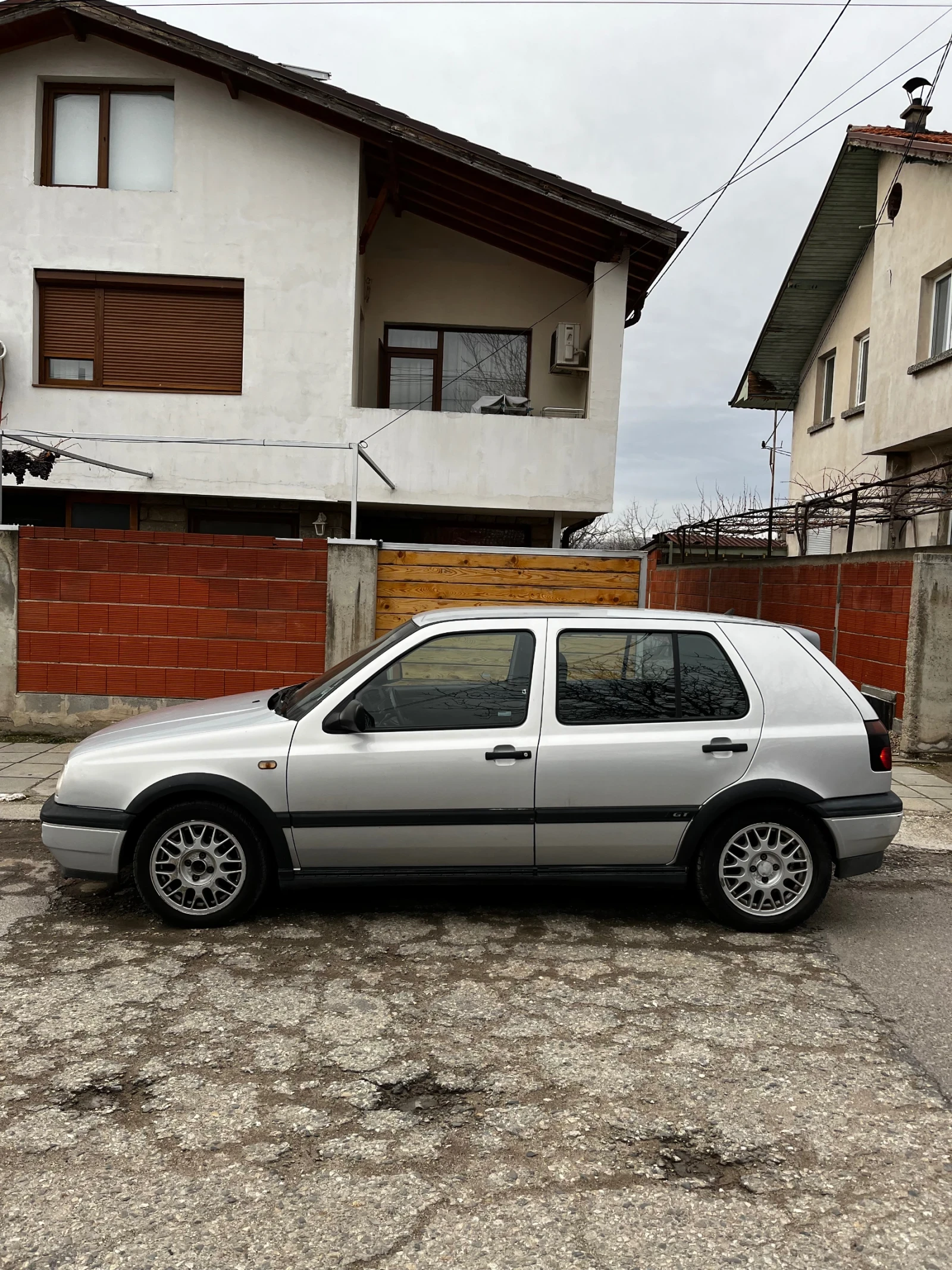 VW Golf GT - изображение 4