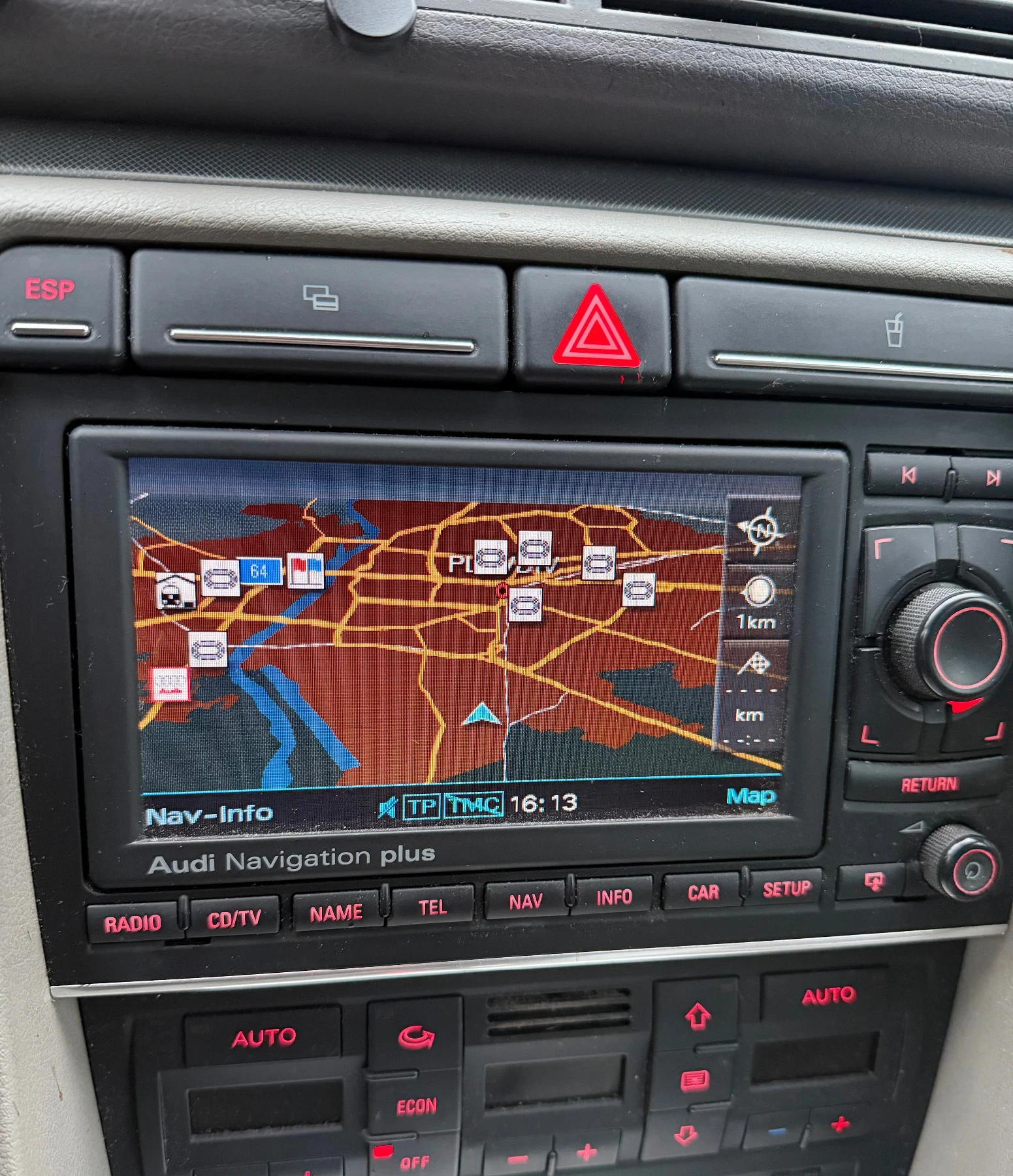 Audi A4 3.0 TDI Quattro S-Line, снимка 8 - Автомобили и джипове - 53501103