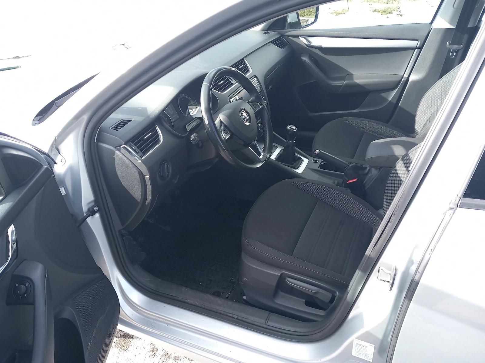 Skoda Octavia 1.6 TDI/ 5MT | Mobile.bg � ����������� 6