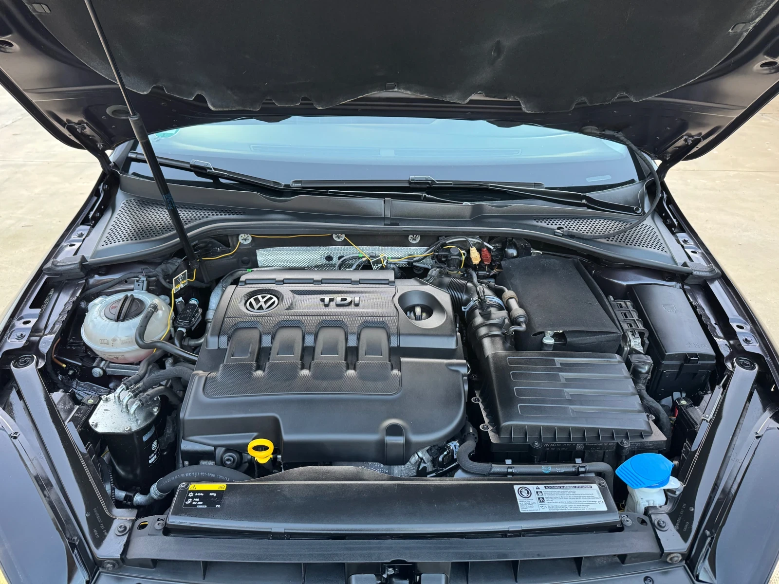 VW Golf * 2.0TDI* 150ks* HIGHLINE* , снимка 17 - Автомобили и джипове - 53829755