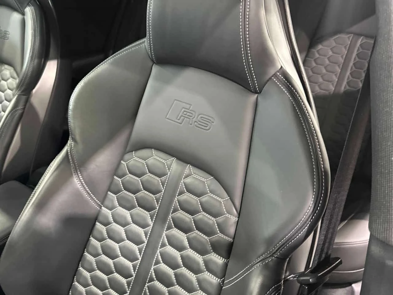 Audi Quattro 2.9 TFSI/360 CAM/PANO/ДИСТРОНИК/, снимка 10 - Автомобили и джипове - 53925390