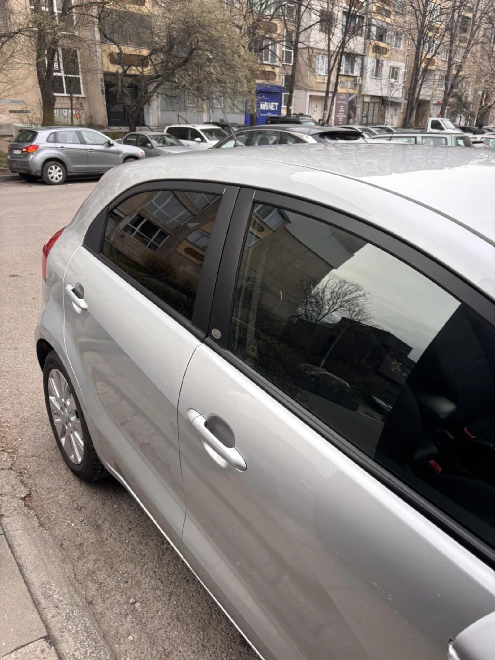Kia Rio, снимка 5 - Автомобили и джипове - 53969620